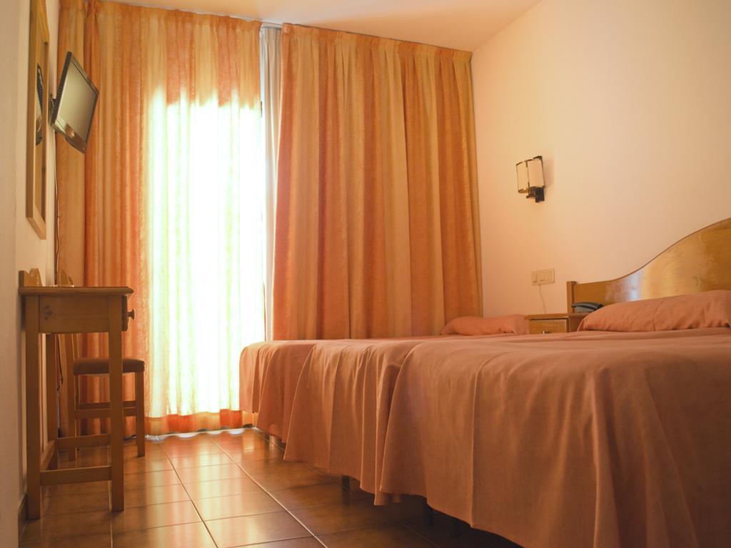 Hotel Parc Roses Cameră foto